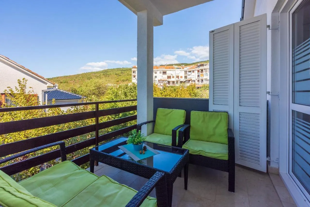 Apartments Pera سيلتسي