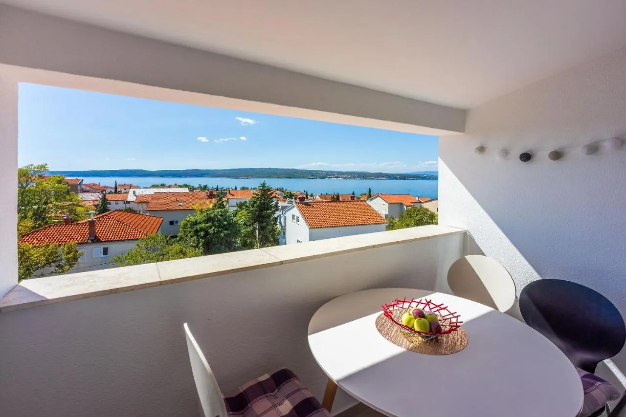 Apartments Pera سيلتسي 0*,